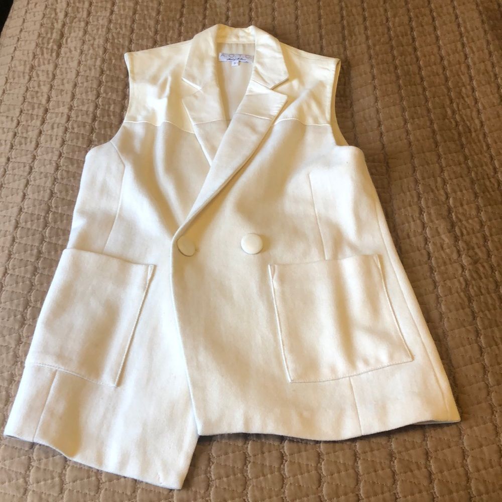 A.O.T.C WHITE LEATHER AND WOOL ASYMMETRICAL VEST